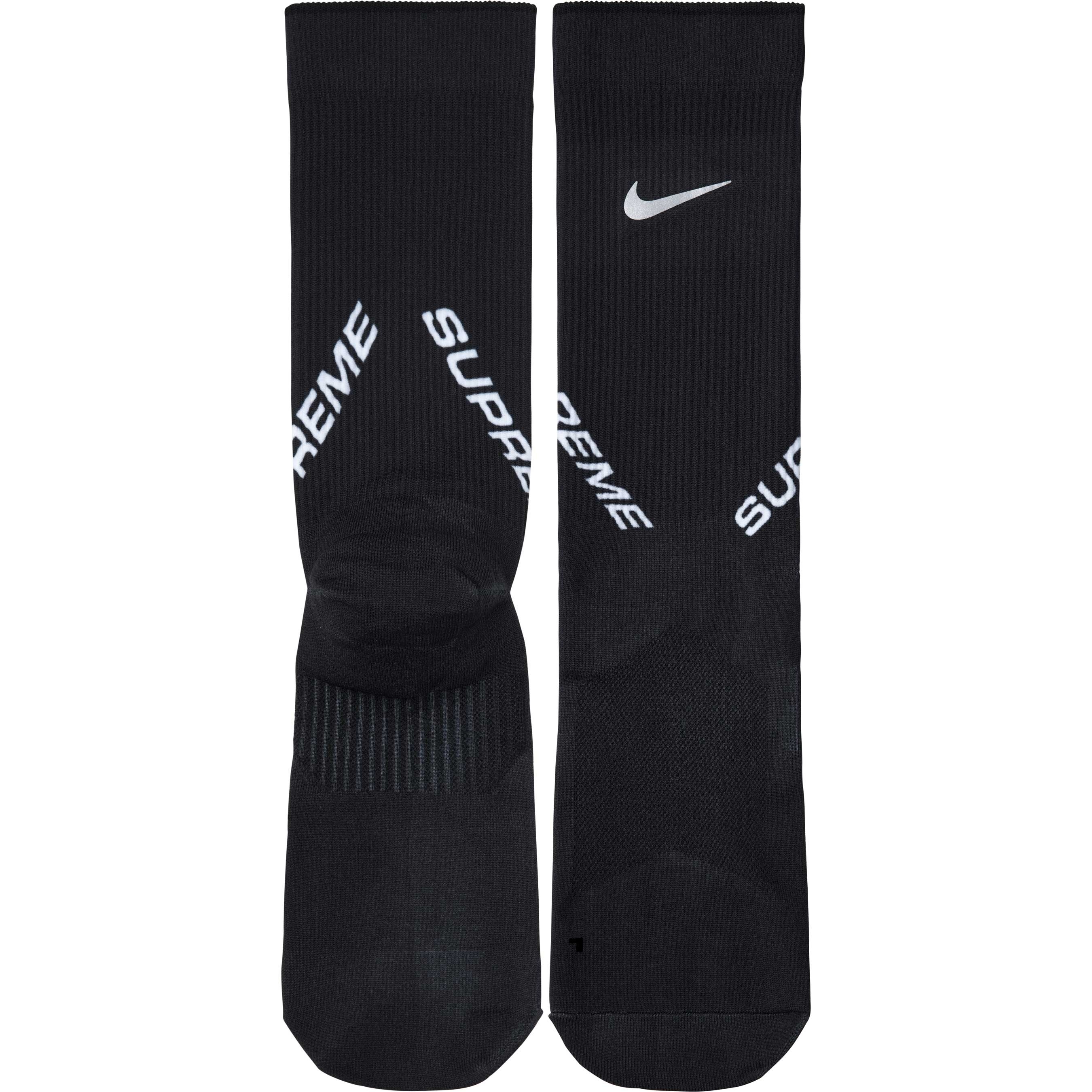 Supreme®/Nike® Crew Socks view 3